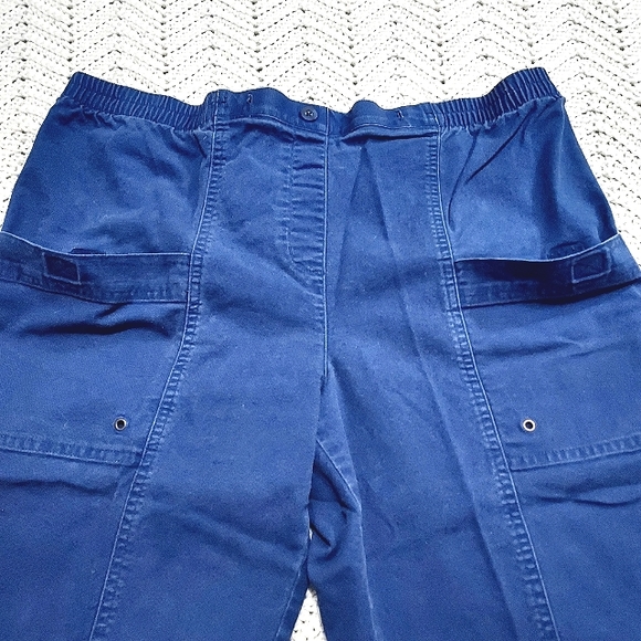 WESTBOUND NAVY CROP PANTS - Picture 2 of 7